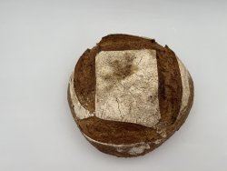 Grand pain semi complet non moulé au pur levain naturel